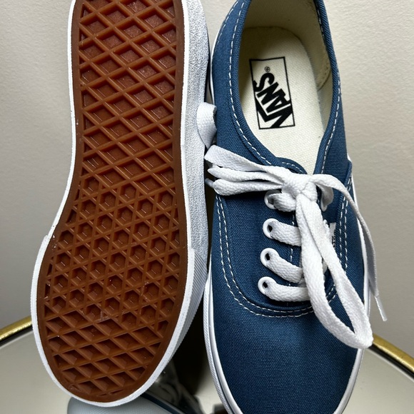 Vans Classic Navy Canvas Shoes - Picture 3 of 7